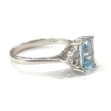 Load image into Gallery viewer, 18 Carat White Gold Aquamarine and Diamond Ring