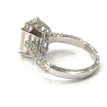 Load image into Gallery viewer, 18 Carat White Gold Baguette Diamond Cluster Ring