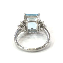 Load image into Gallery viewer, 18 Carat White Gold Aquamarine and Diamond Ring