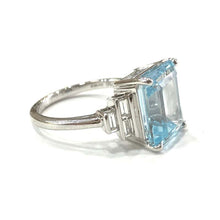 Load image into Gallery viewer, 18 Carat White Gold Aquamarine and Diamond Ring