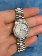 Rolex Lady-Datejust . Platinum . Diamond Bezel . Silver Roman Dial . Jubilee Bracelet