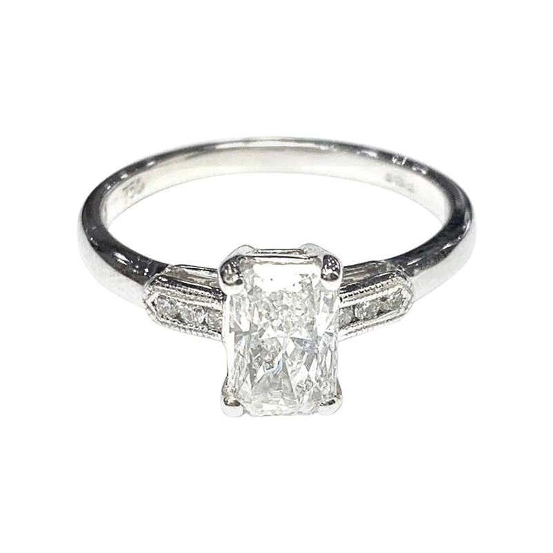 Certified 1.04 Carat Radiant Cut D Color Diamond Single-Stone Engagement Ring