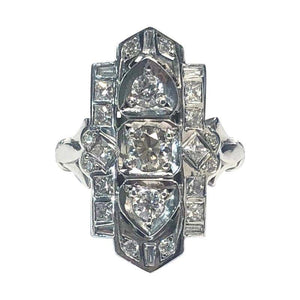 18 Carat White Gold Diamond Ring