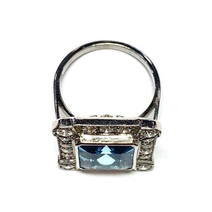 18 Carat White Gold Art Deco Aquamarine and Diamond Ring