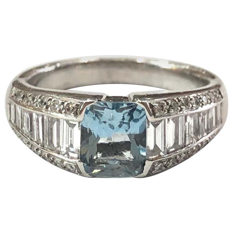18 Carat White Gold Aquamarine and Baguette Diamond Ring