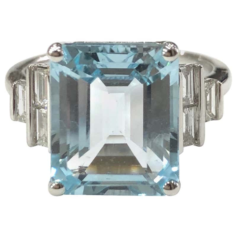 18 Carat White Gold Aquamarine and Diamond Ring